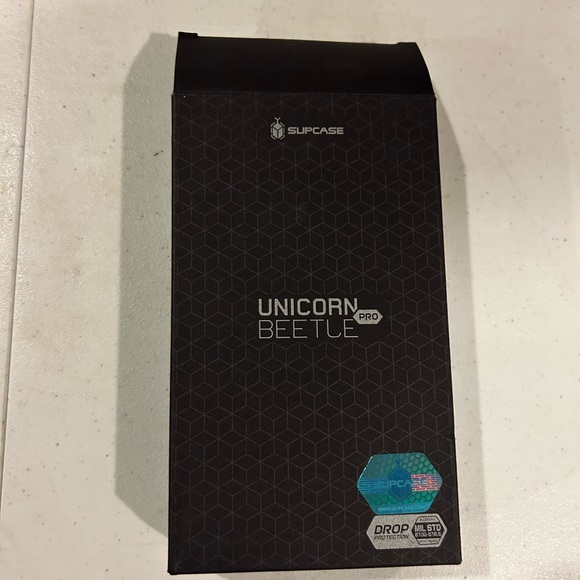 New In Box Phone case - Picture 4 of 5